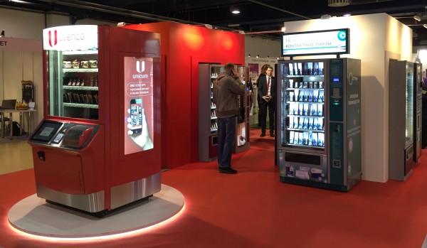 MOVE, торговый автомат нового поколения, на стенде UNICUM. VendExpo 2015