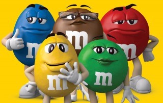 Mars запускает вендинг для продажи конфет M&M’s в России