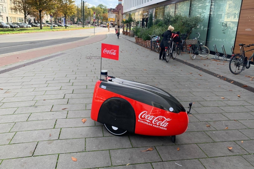 Coca-Cola может себе позволить сорить деньгами за наш счёт