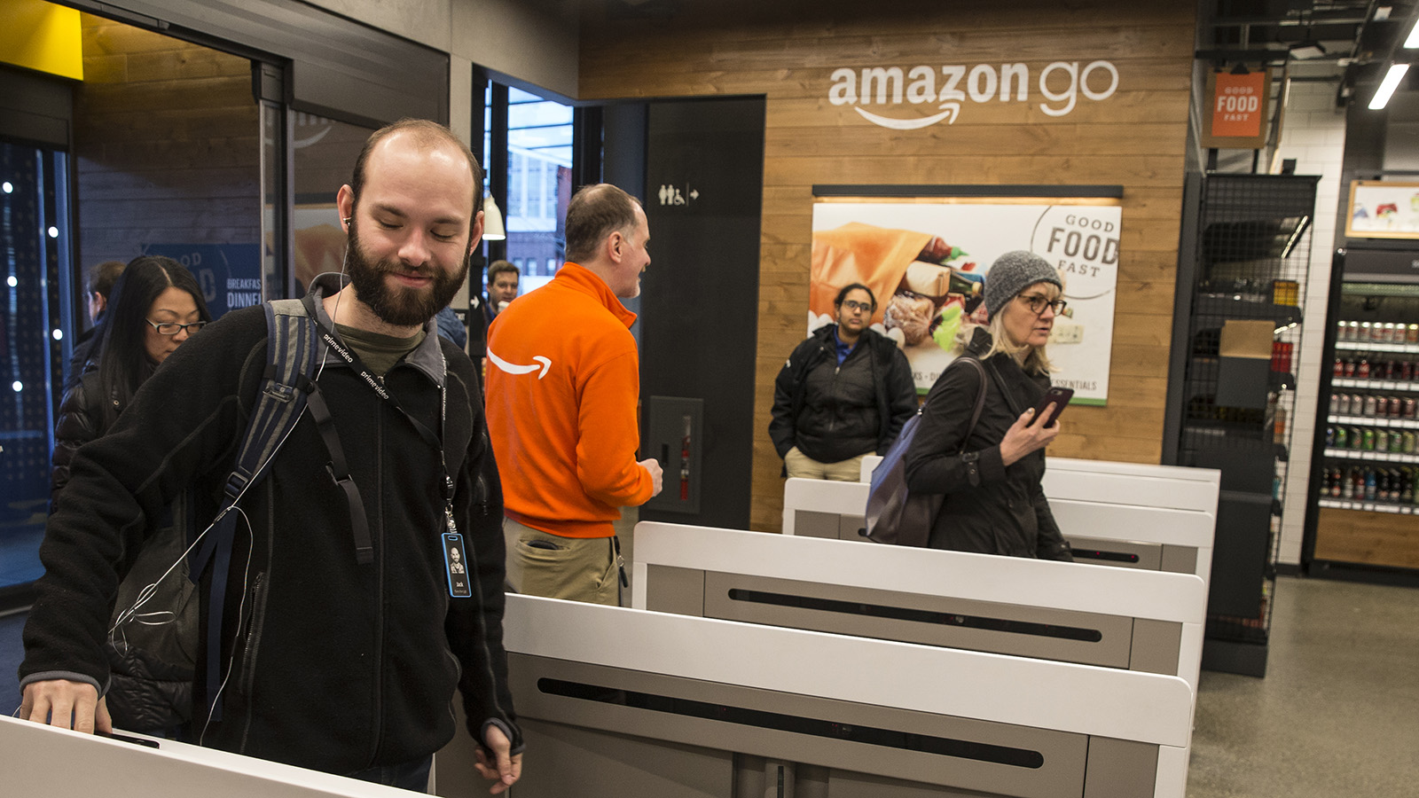 Amazon Go и Amazon Fresh: модели умных магазинов захватывающих США