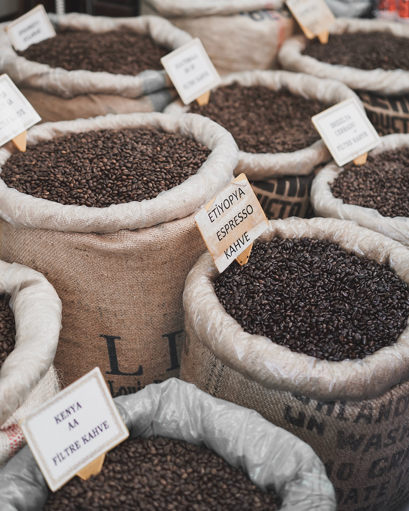 Популярность ароматизированного кофе: тенденции и ключевые факторы