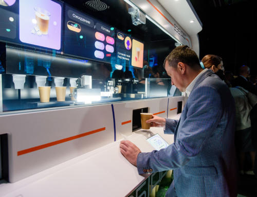 В петербургских БЦ и магазинах стали чаще ставить автоматы и «островки» с кофе